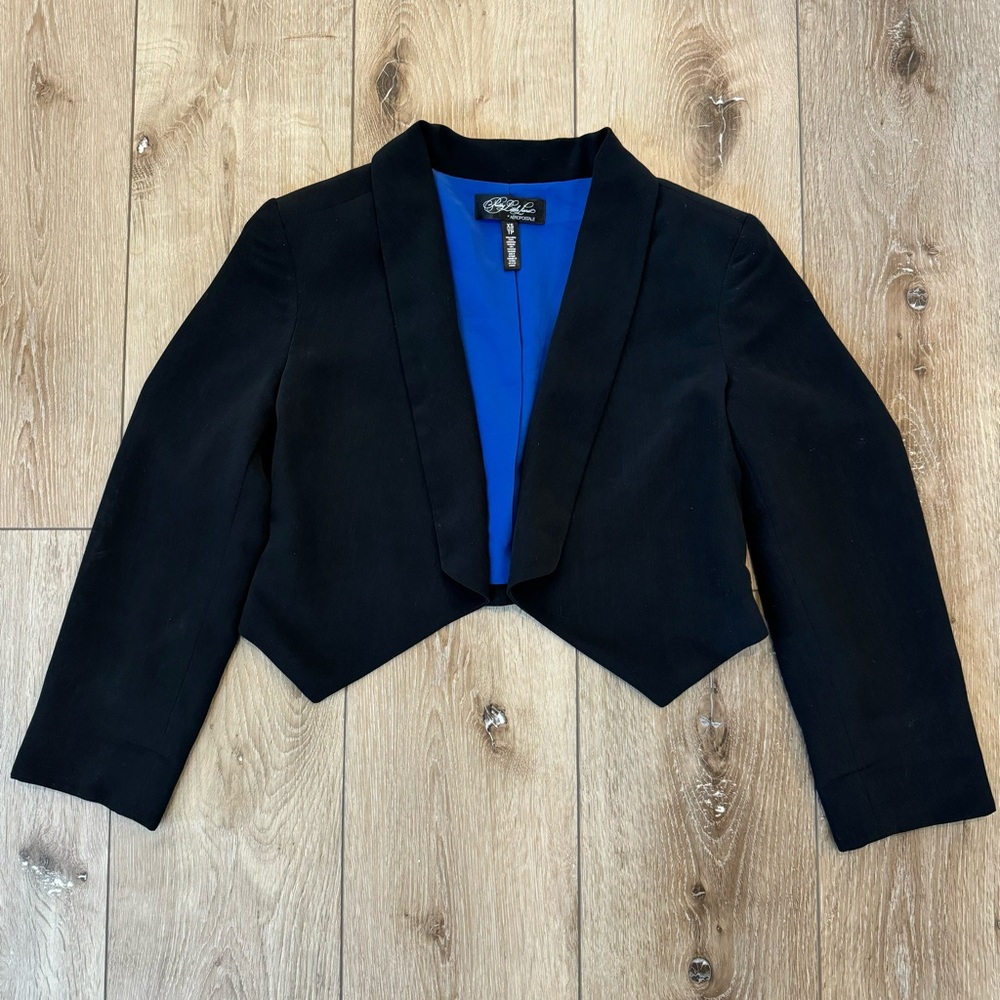 Oversized Black Cropped Blazer with Vibrant Blue Lining Nice Thin Material XS